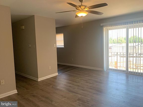4th image of 311 E 4th St APT 6