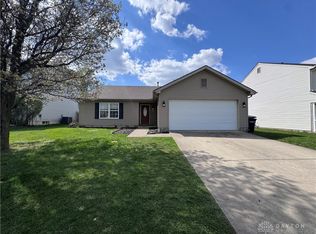 2333 Faircreek Ridge Dr, Fairborn, OH 45324