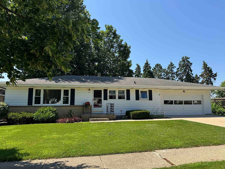 1st image of 2219 Mineral Point Ave