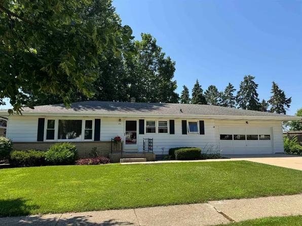 2219 Mineral Point Ave, Janesville, WI 53548