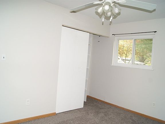 5th image of 5761 Shirl Bar Cir