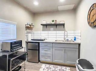 1225 E Devonshire Ave, Phoenix, AZ 85014