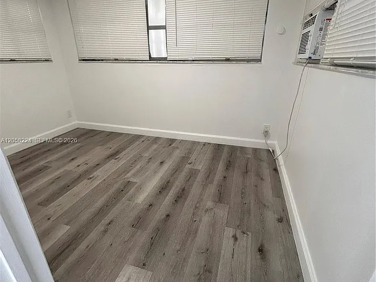1019 NE 17th Ter #1 — Photo 13