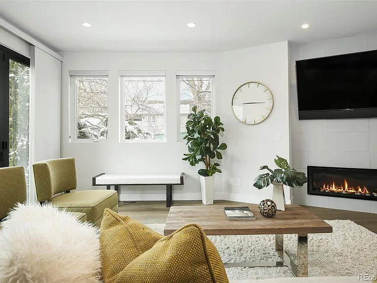 427 Milwaukee St — Photo 13