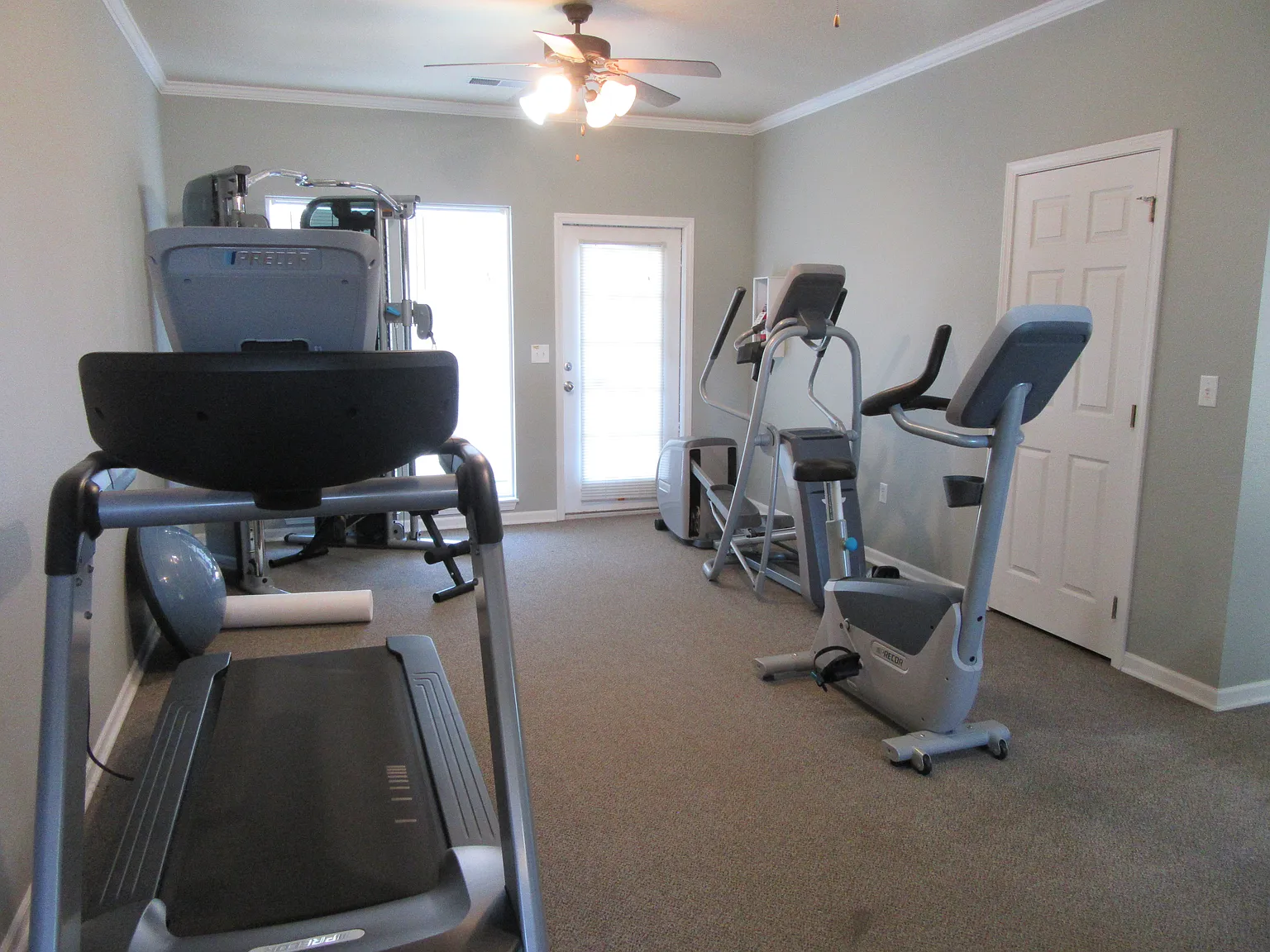 1 bed, $900 — Photo 4