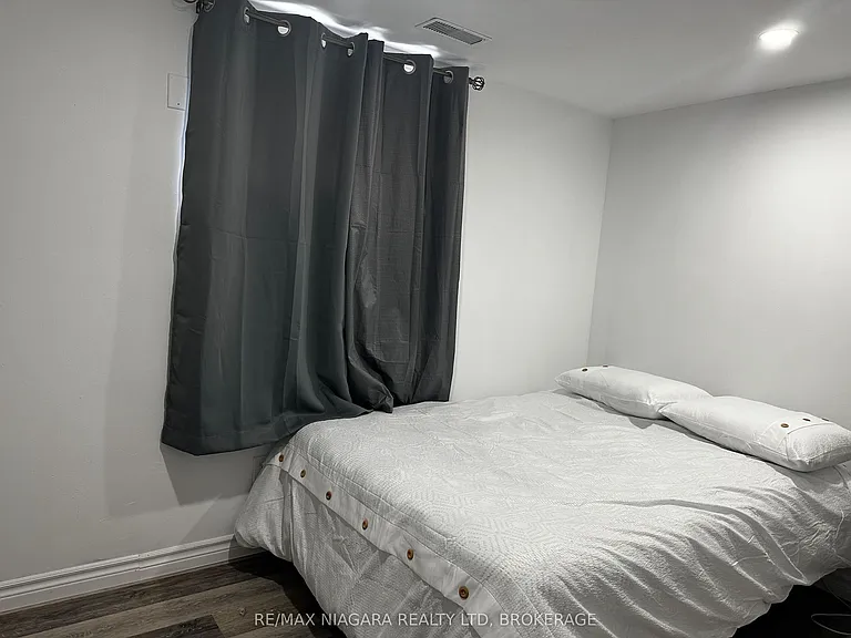 43A Beachaven Dr #LOWER — Photo 7