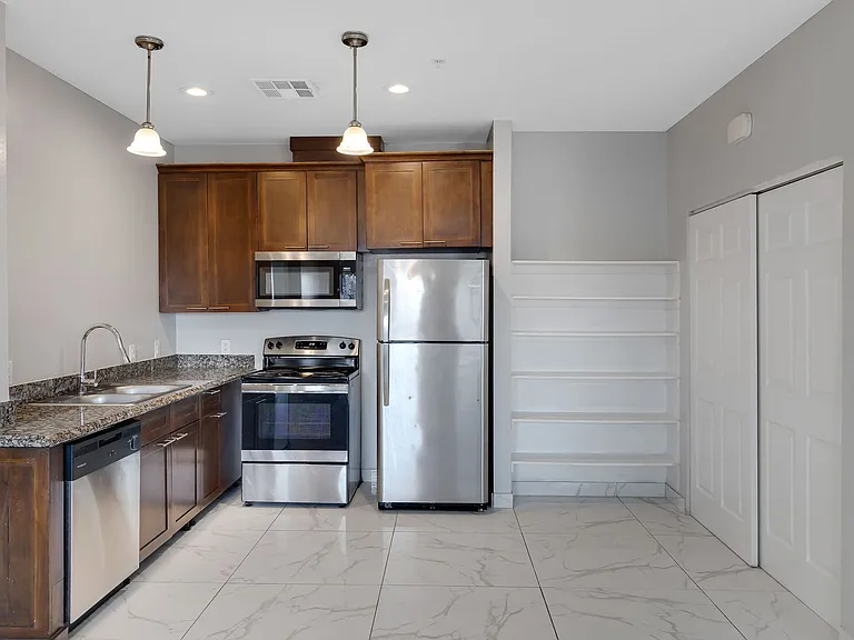 Desert View Apartments — Photo 48