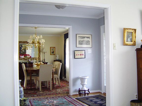 3rd image of 724 Haverhill Dr