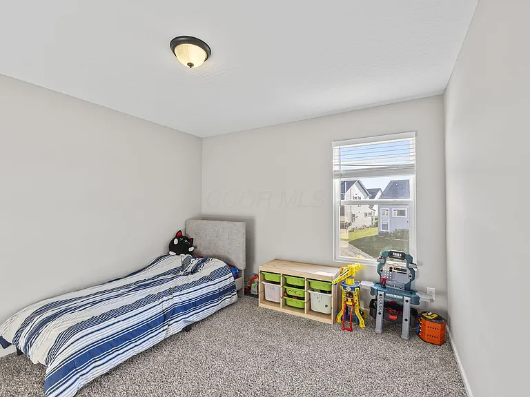 121 Sienna Glenn Dr — Photo 32