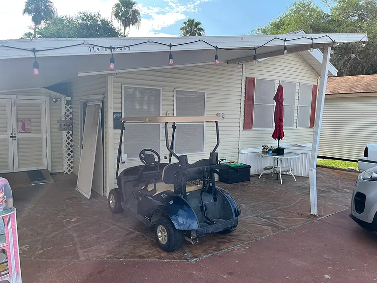 11 Rio Bravo Dr — Photo 1