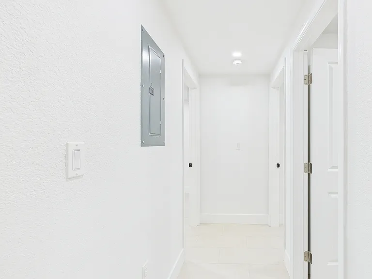 2849 Coloma St #B — Photo 10