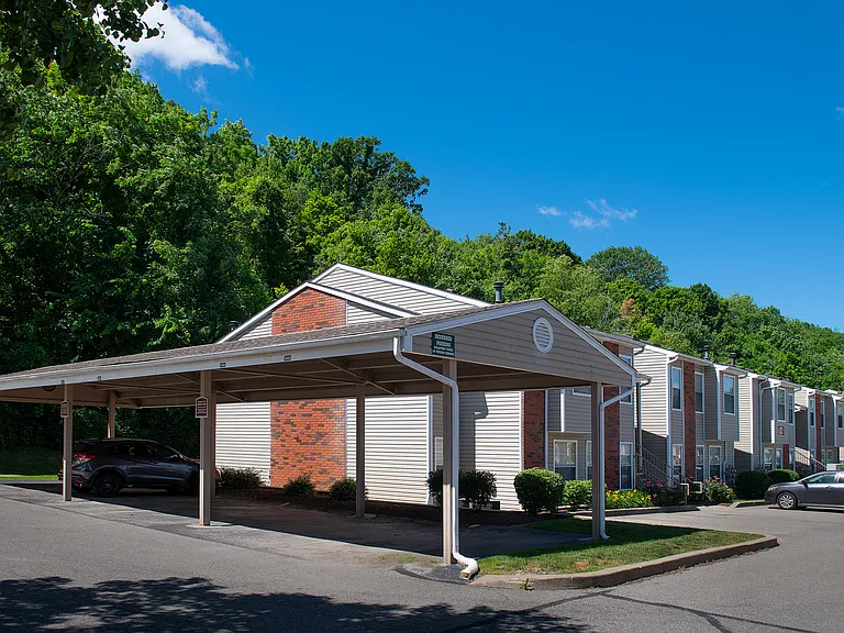 Chestnut Ridge Apartments — Photo 22