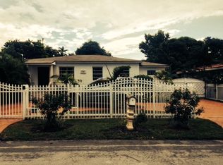 2105 SW 60th Ct, Miami, FL 33155