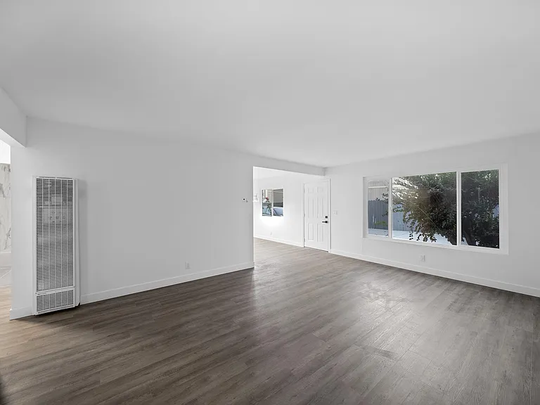 592 Hamilton St #C — Photo 6
