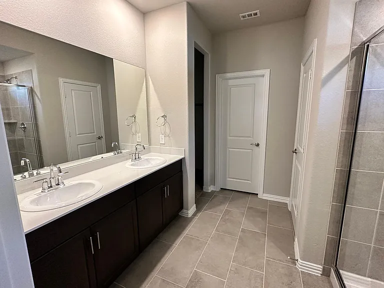 1606 Crystal Valley Way — Photo 15