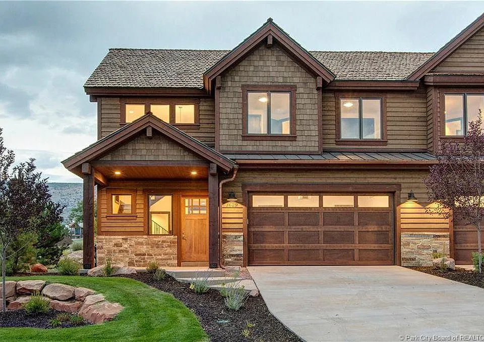1629 E Abajo Peak Cir #1629