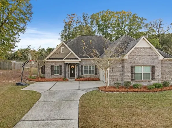 109 Tablerock Ct, Dothan, AL 36301