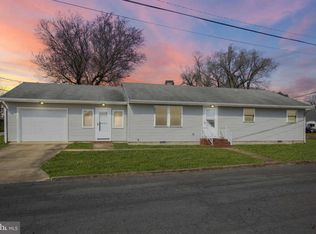 402 Elm Dr, Seaford, DE 19973