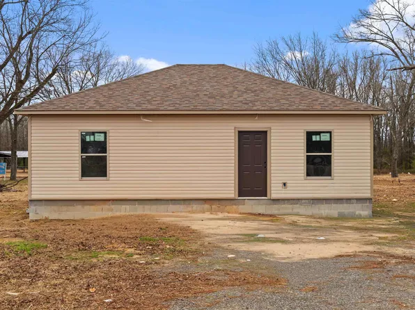 105 Walker St, Ward, AR 72176