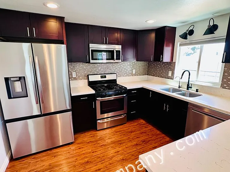 1564 Cavern Point Ct — Photo 40