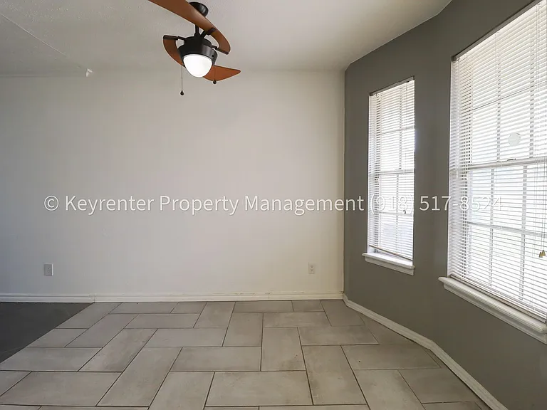 12804 E 13th St — Photo 11