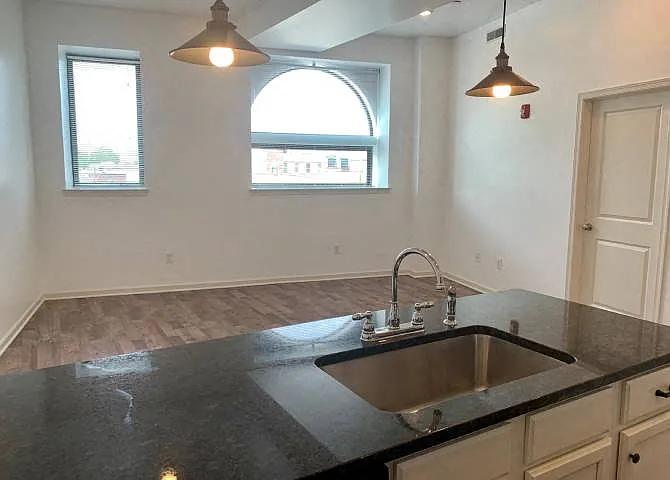 333 Earp Street — Photo 35