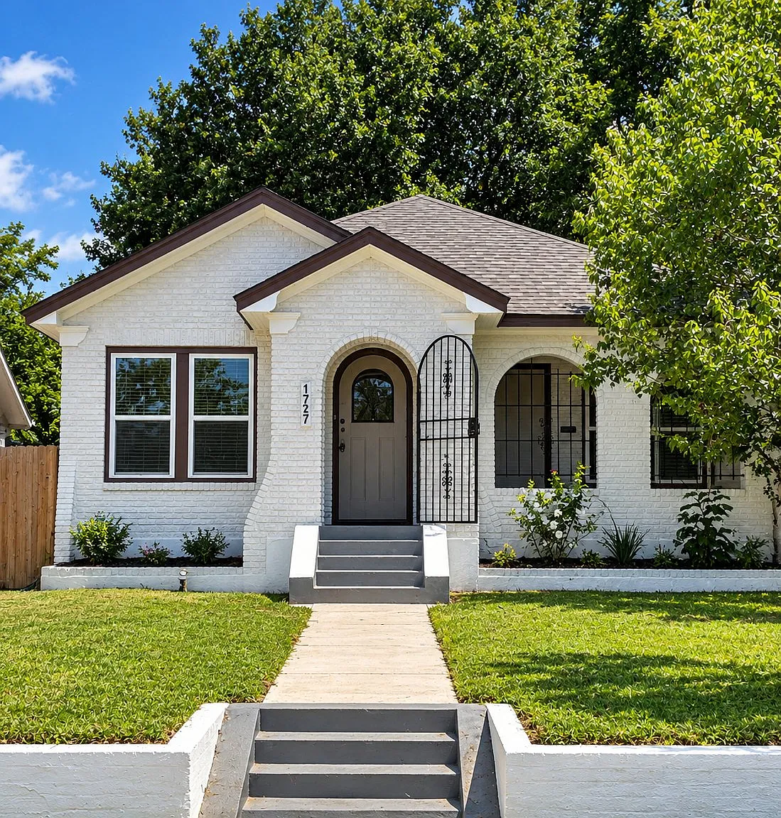 Home For Rent - 1727 Marburg St, Dallas, Tx 75215 — Photo 2
