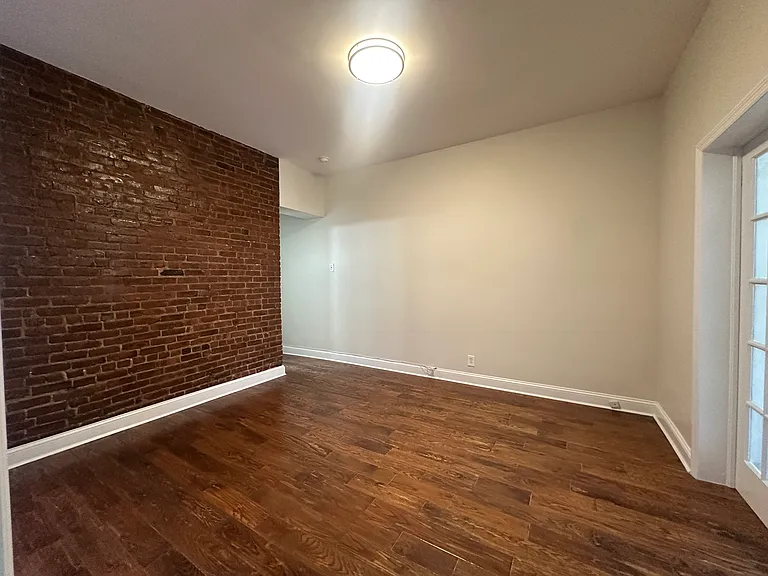 41-24 29th St #5F — Photo 12