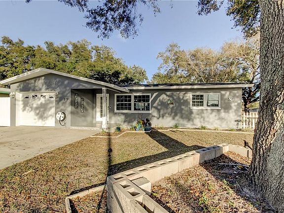 3rd image of 2191 Poinciana Ter