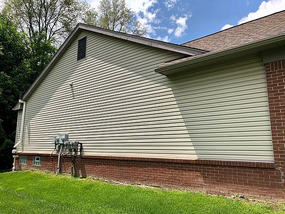 4th image of 3051 Brookside Dr