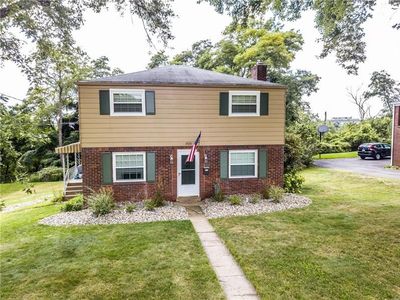 2680 Summit St, Bethel Park, PA, 15102