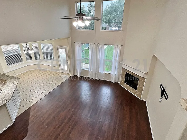 10213 Crawford Farms Dr — Photo 4