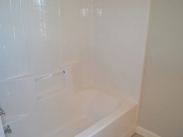 5090 Royal Springs Dr — Photo 14