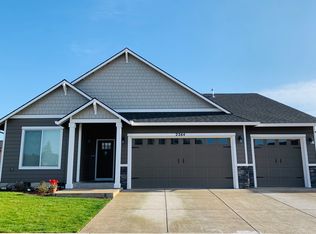 2264 NE Summit Dr, Albany, OR 97321