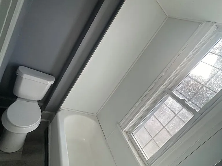 4019 Newark Ave — Photo 28