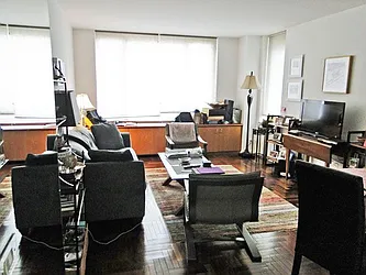 Rented by Boulevard Residentials
