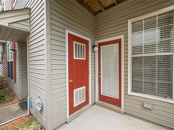 3rd image of 809 First Light Ct