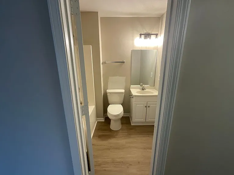 1506 Hidden Creek Ter — Photo 10