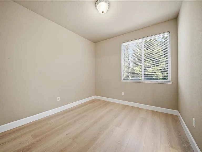 4319 Cadee Ct — Photo 38