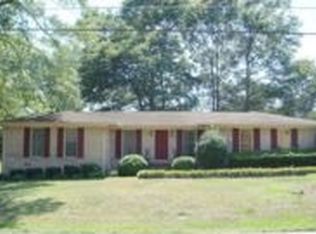 1412 Danbury Ln, Anniston, AL 36207