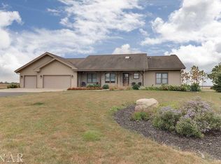 27995 E 725 North Rd, Le Roy, IL 61752