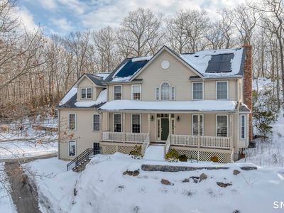 11 Catbird Lane, East Lyme, CT, 06333