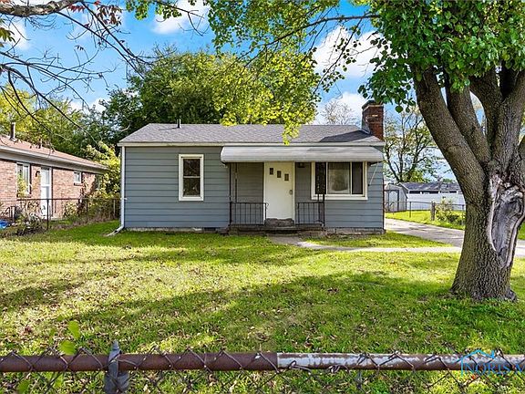2nd image of 3754 Wallace Blvd