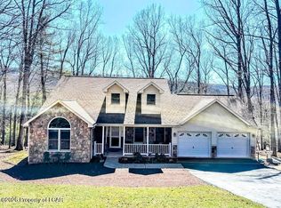 134 Arapahoe Ln, Hazleton, PA 18202