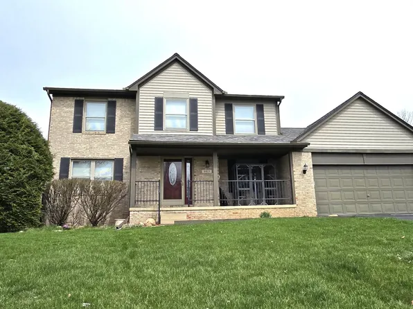 6815 Kestrel Ridge Rd, Brighton, MI 48116