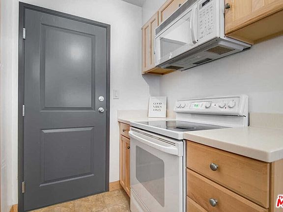 5th image of 1155 N La Cienega Blvd APT 1010