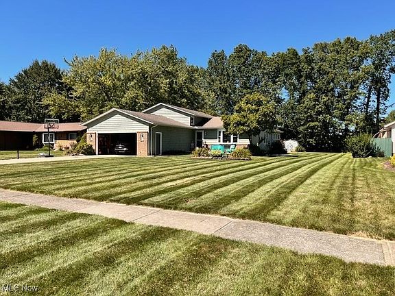 4th image of 36458 Westfield Dr