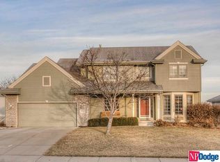 17224 Patterson Dr, Omaha, NE 68135