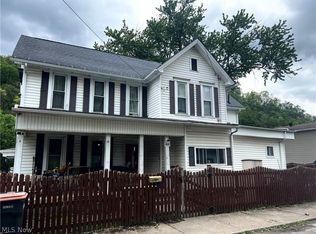 401 5th St, Wellsville, OH 43968