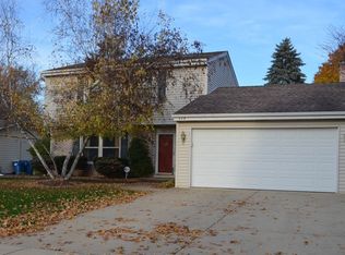 649 Eichler Dr, Dundee, IL 60118
